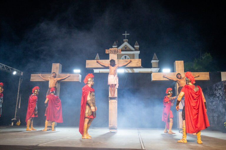 A Encenação da Paixão de Cristo em Carolina-MA